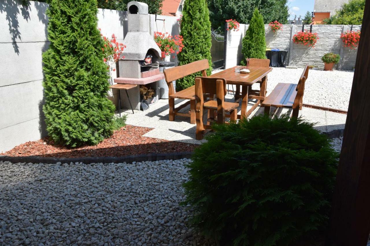 Belany Studios Veľký Meder Екстериор снимка